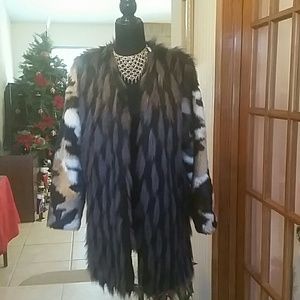 Faux Fur Coat NWT (Size: Medium)